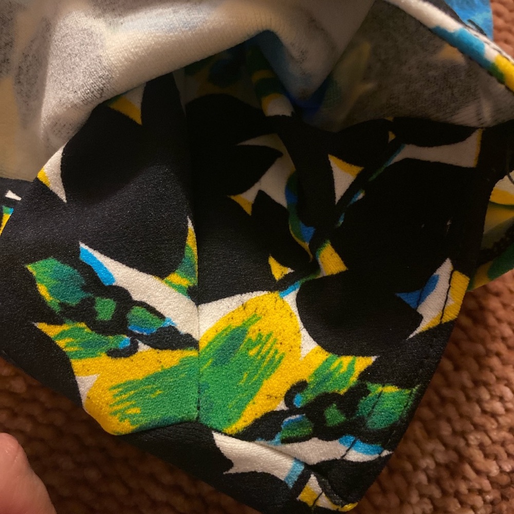 Bathing Suit - Picture 8 of 10